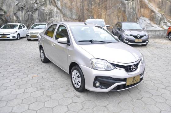 TOYOTA ETIOS 1.5 X SEDAN 16V FLEX 4P AUTOMÁTICO